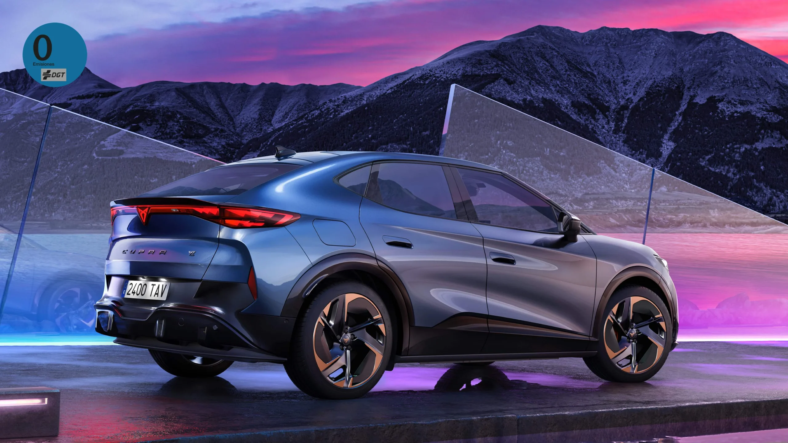 Cupra tavascan 2025 color azul